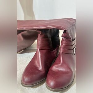 JOURNEE COLLECTION Burgundy Mid-Calf Boots Size 7